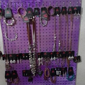 Paparazzi jewelry